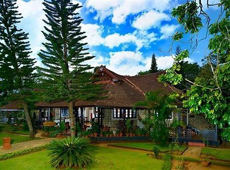 Ktdc Lake Palace Thekkady Kumily Bagian luar foto