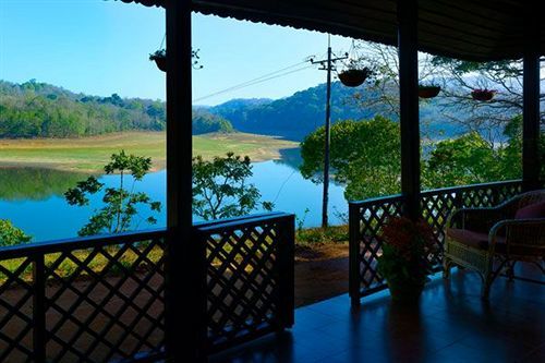 Ktdc Lake Palace Thekkady Kumily Bagian luar foto